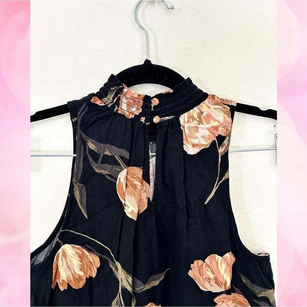 A New Day Black Floral Mock Neck Ruched Sleeveless Blouse - Picture 5 of 6